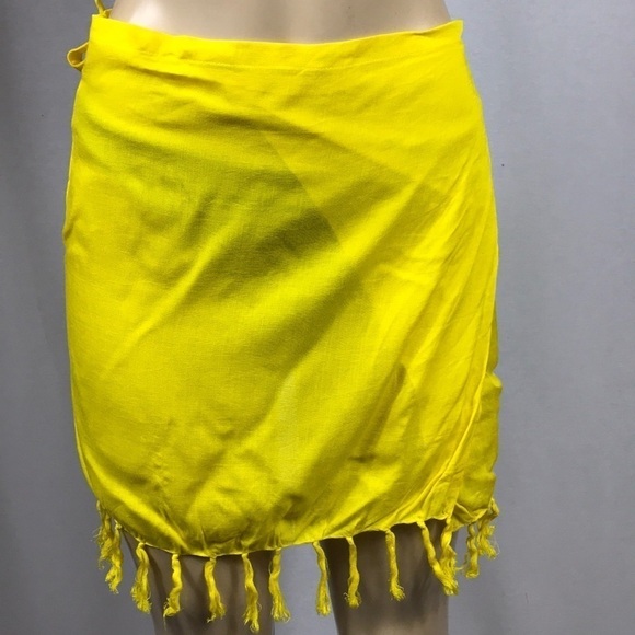 Zuliana Yellow 100% Rayon Skirt Set Size Small Made in USA New With Tags - Picture 4 of 4